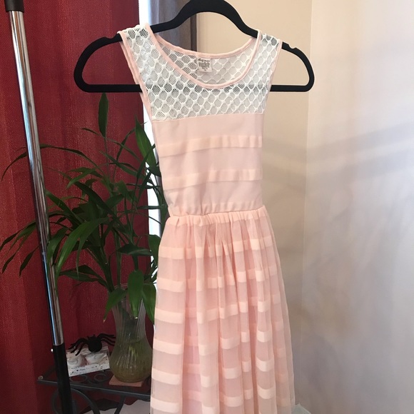 Spring/ summer dress - Picture 3 of 6